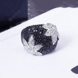 Personality Black Gold  Exaggerated Female Ring