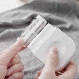Portable Manual Lint Remover for Clothes