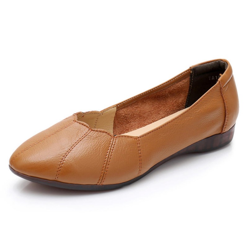 Women Soft Sole Comfortable Leather Flats Loafers